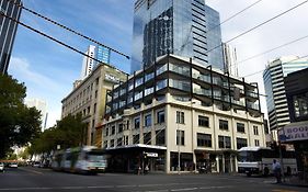 Comfort Apartments On Elizabeth